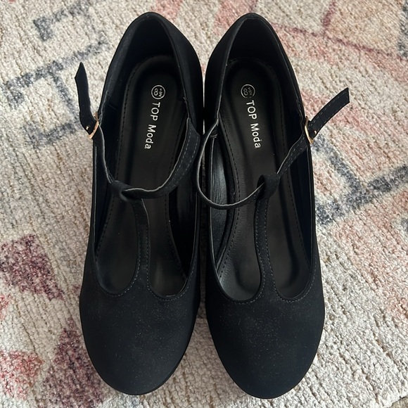 Wedge T Strap Black Soft Top Moda Size 8.5 - Picture 5 of 16